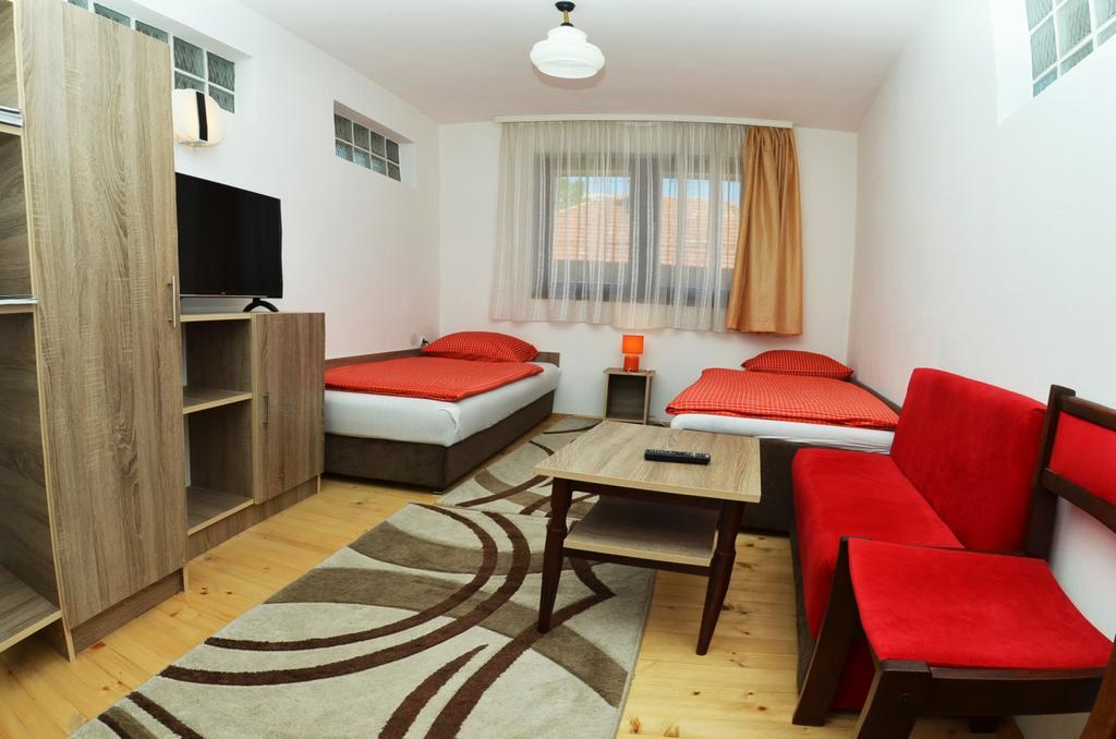 Apartments Dino Sarajevo Luaran gambar