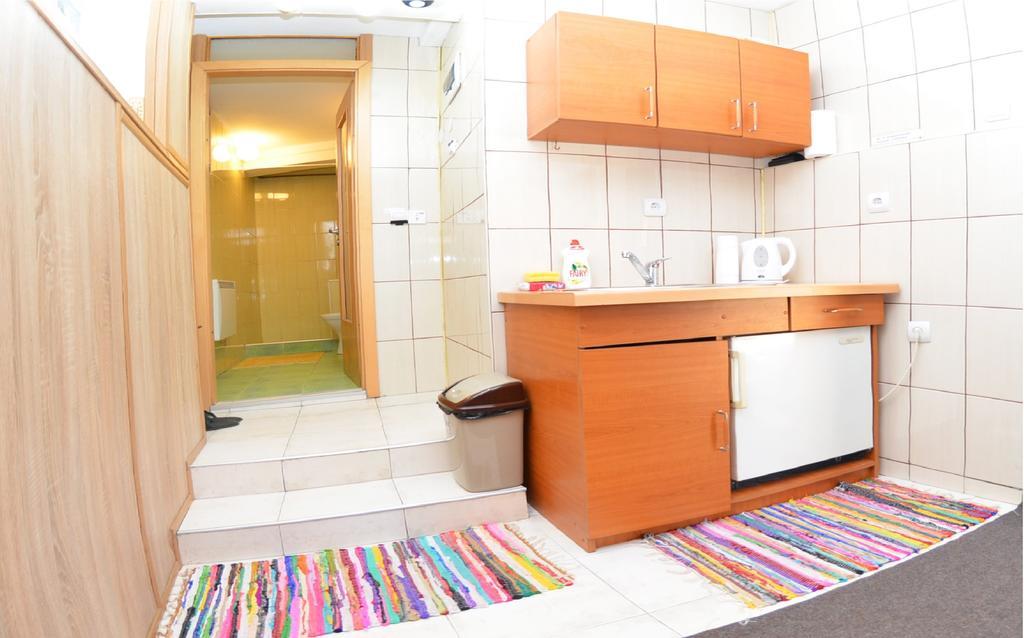 Apartments Dino Sarajevo Luaran gambar