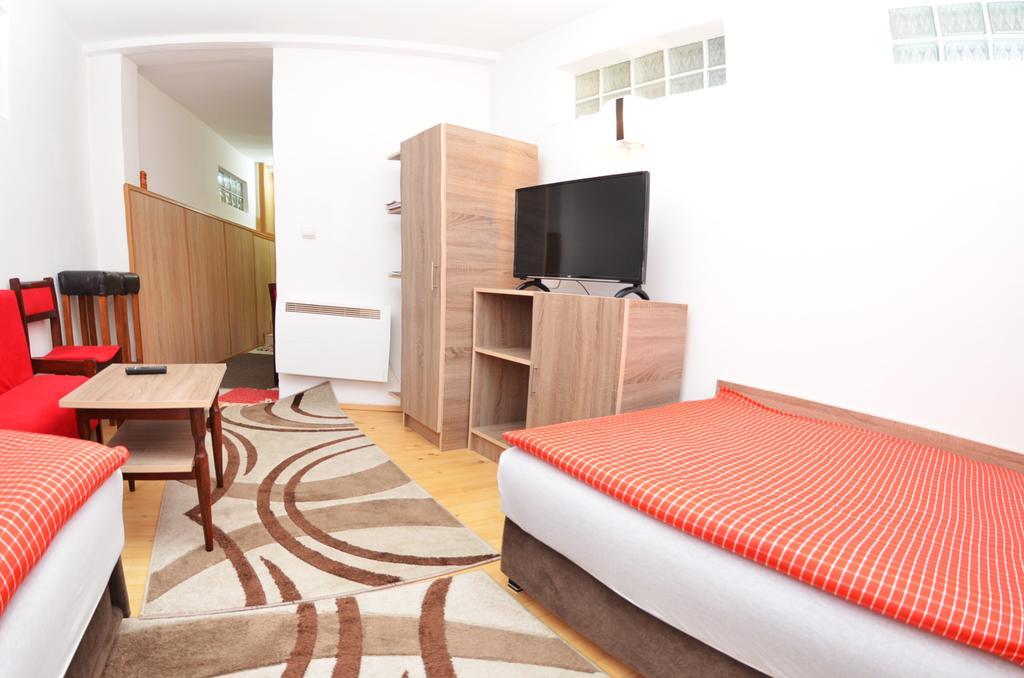 Apartments Dino Sarajevo Luaran gambar